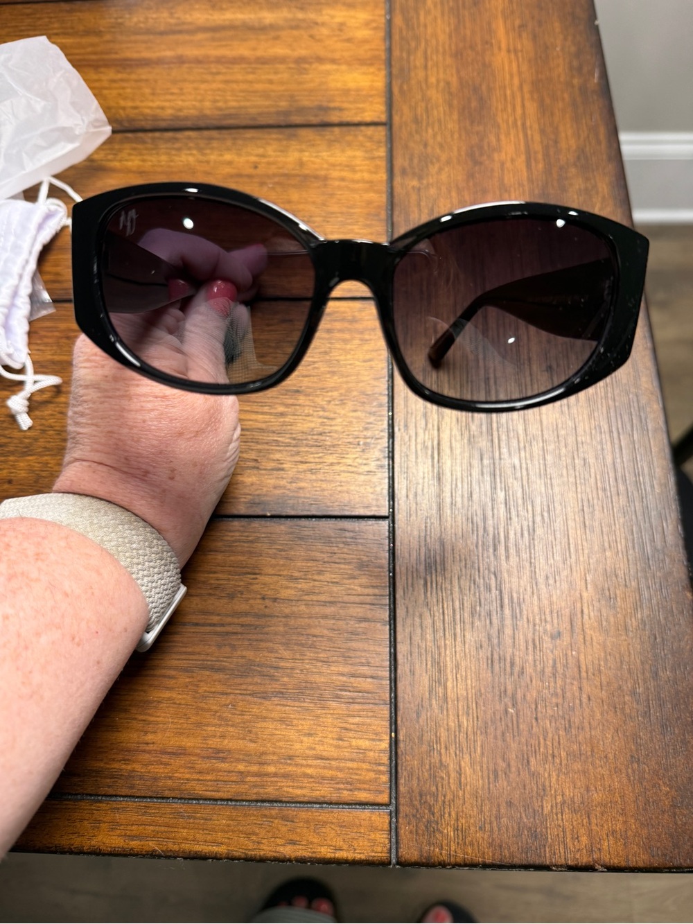 dime. Mikayla Jane x dime. Oval Sunglasses Gradient Black Lenses Lightweight